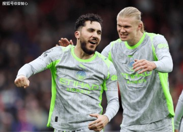 2-1诺丁汉森林+斩获联赛6连胜+各项赛事8连胜+仅落后阿森纳2分