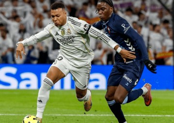 西甲最新积分战报:皇马意外翻车,瓦伦西亚绝平,西班牙人3连胜