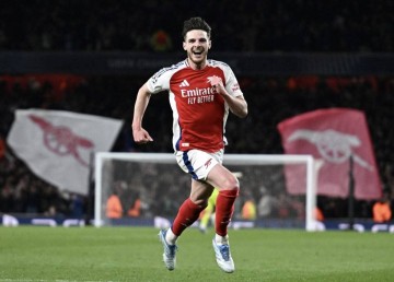 从切尔西弃儿到顶级中场,青训教练:对负面言论赖斯从不抱怨